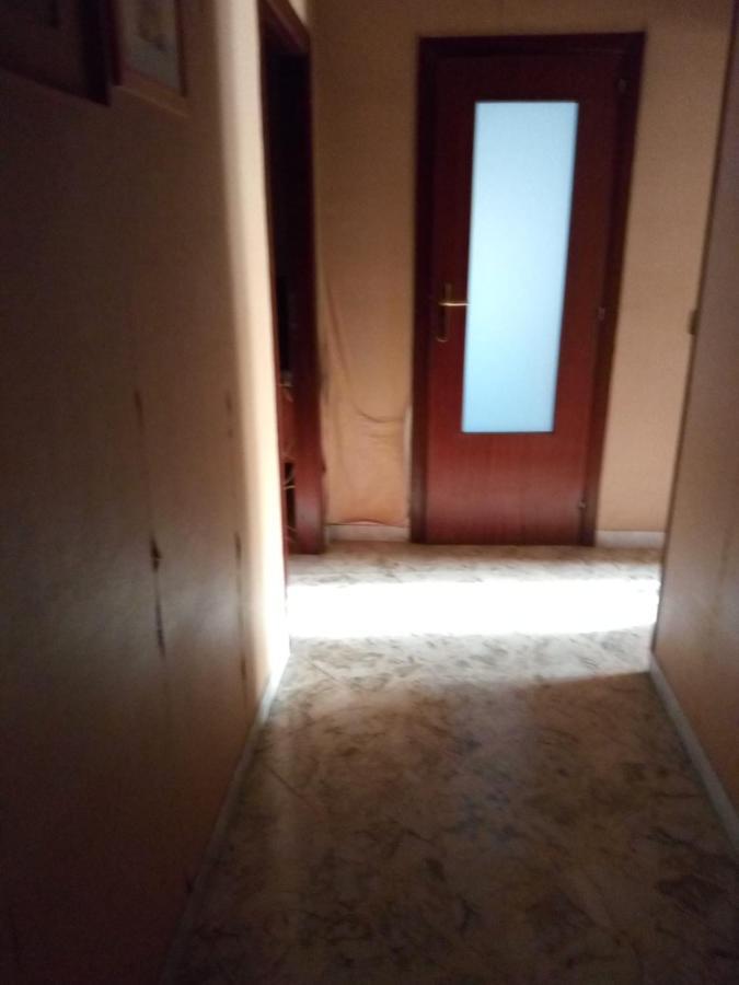 Appartamento Un Po' Datato Ma Confortevole Bari Exterior foto